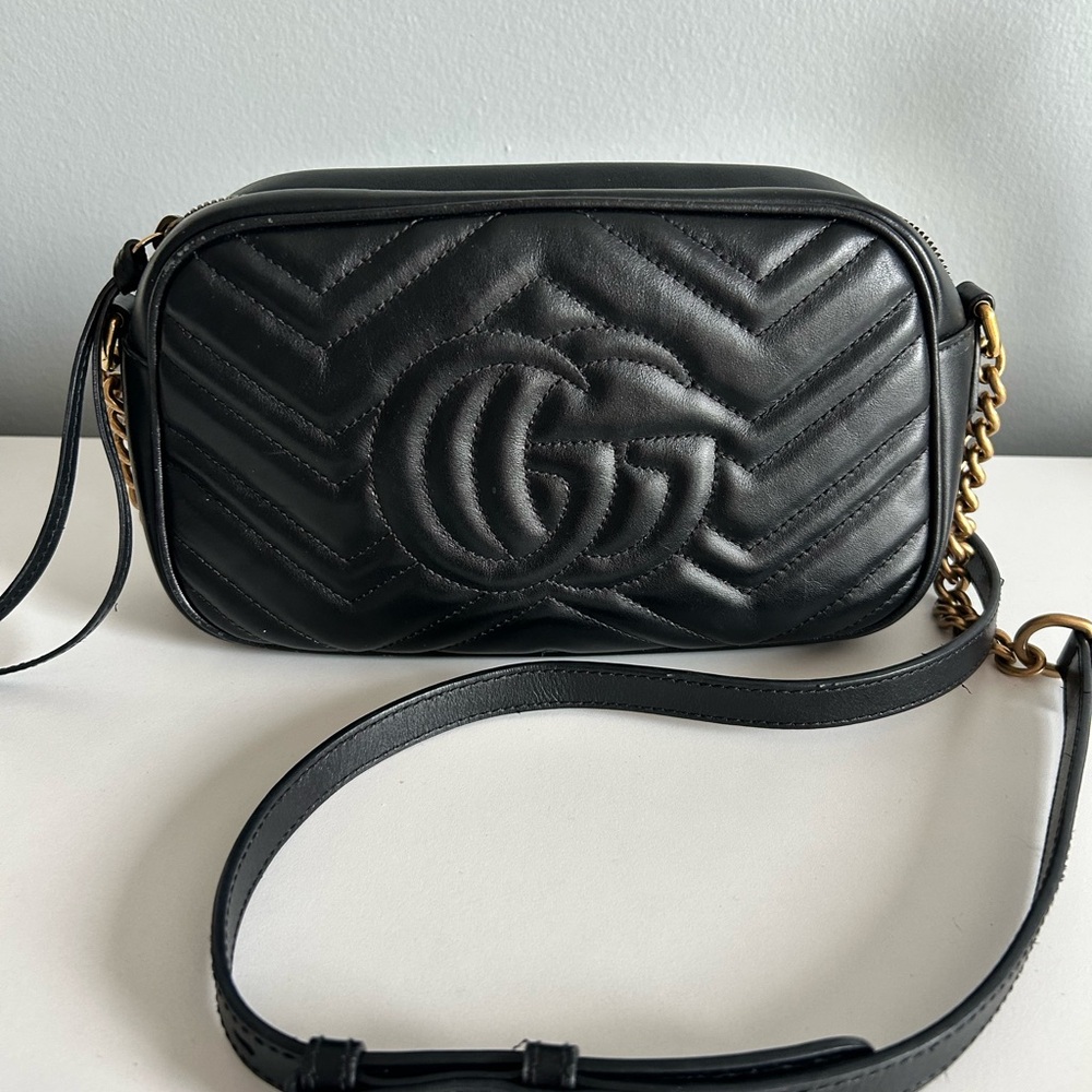 Gucci Black Chevron GG Leather Crossbody Bag - Picture 2 of 14